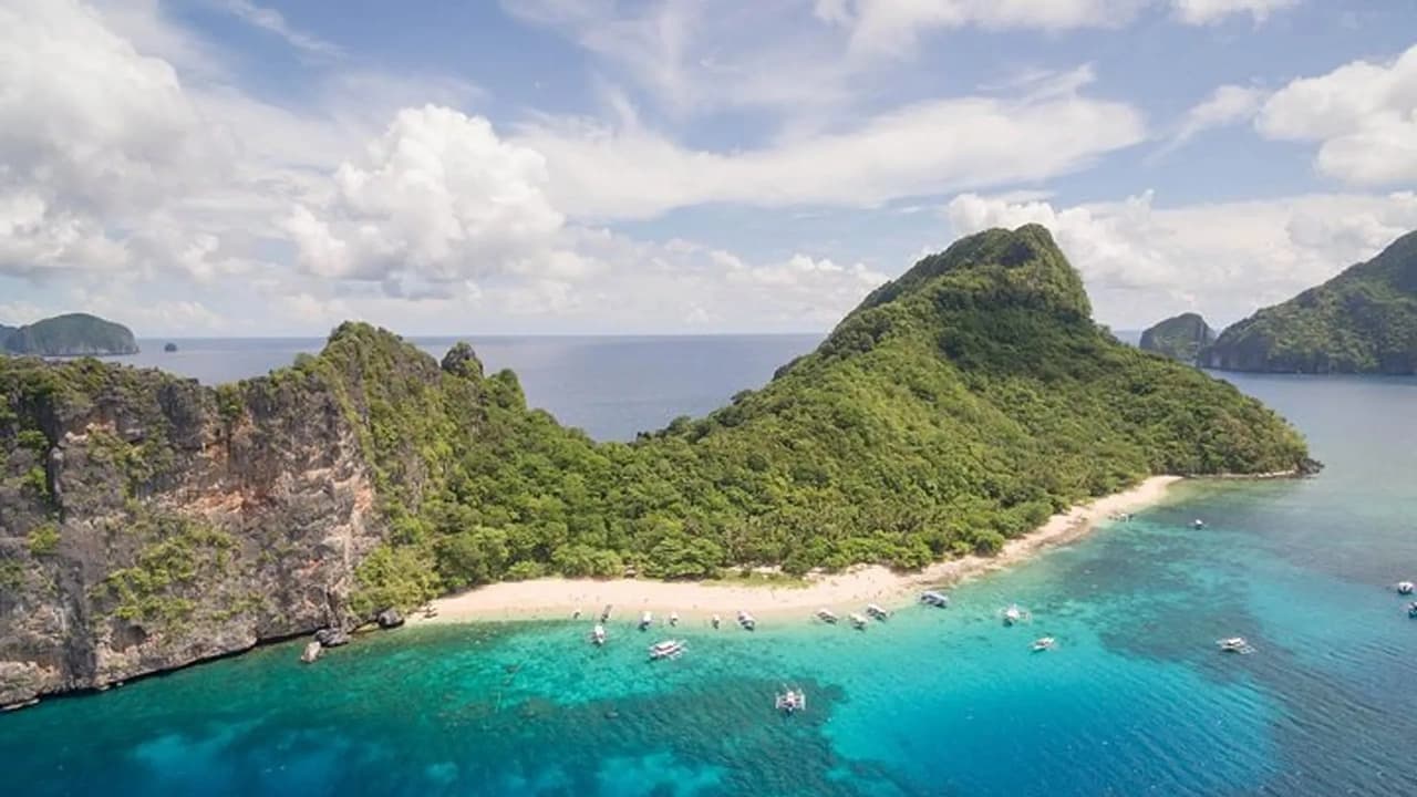 Joining Island Hopping Tour C in El Nido - Transportation in Palawan