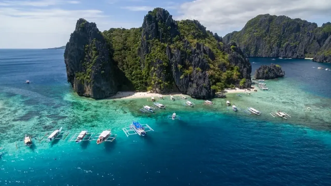 Gemeinsame Island-Hopping-Tour A in El Nido – Bild 2
