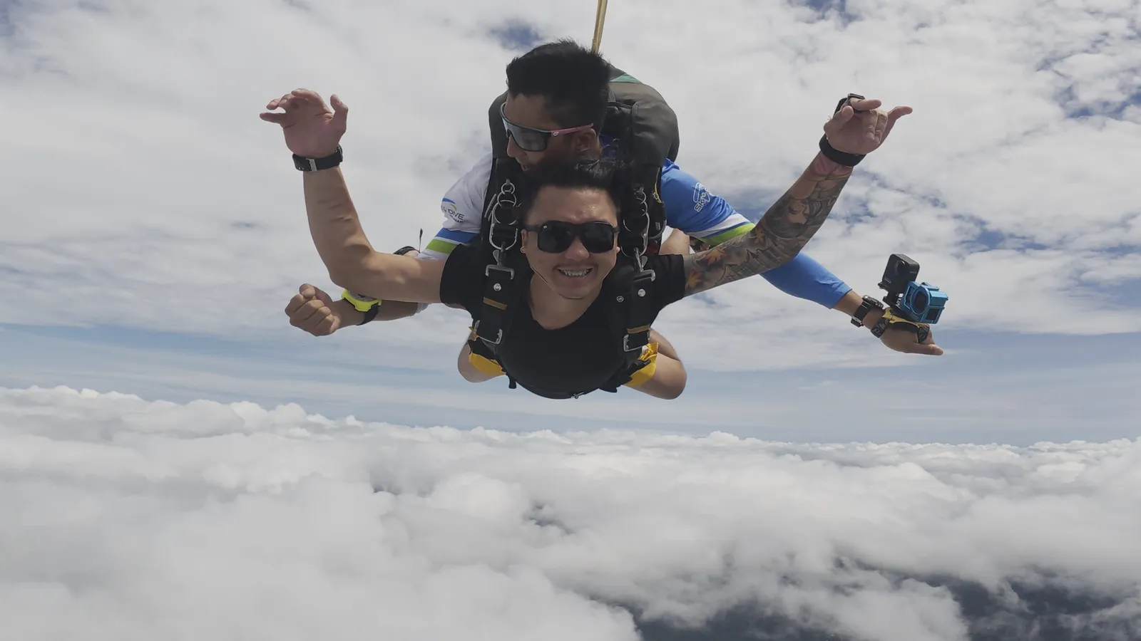 Private Tandem Skydiving Package from El Nido with Private Van Private Tandem Skydiving Package from El Nido with Private Van - Tour in Palawan