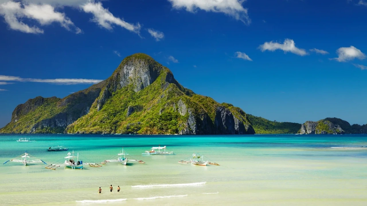 Joining Island Hopping Tour A in El Nido - Image 4